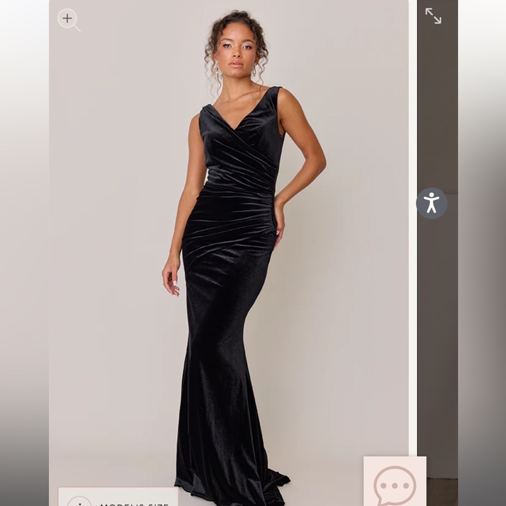 Revelry Dawson Dress in Black Velvet -Size 8 - brand new